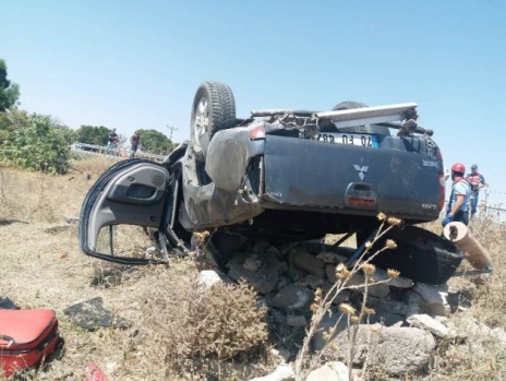 Bayram tatili yolunda feci kaza: Ölü ve yaralılar var