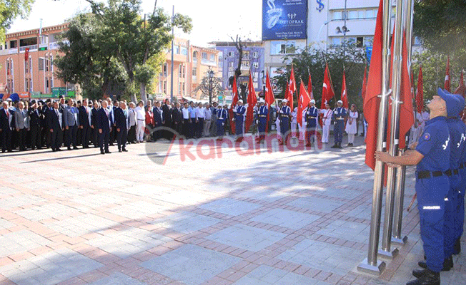 İSMET PAŞA'DA KUTLANDI