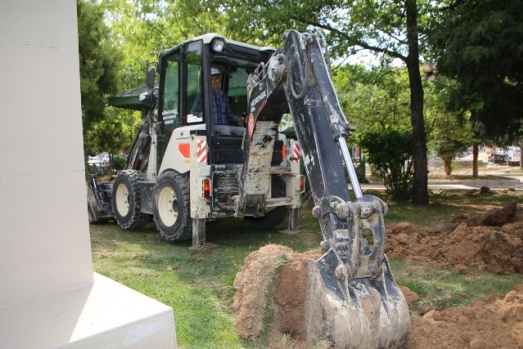 ALPARSLAN TÜRKEŞ PARKI YENİLENİYOR