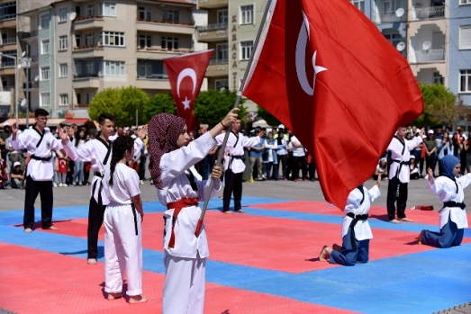 KARAMAN'DA 19 MAYIS COŞKUSU