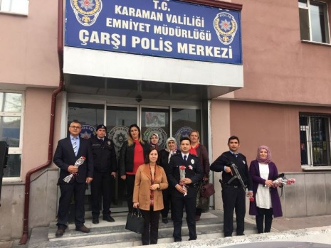 Ak Parti Kadın Kollarından Polis Ziyareti