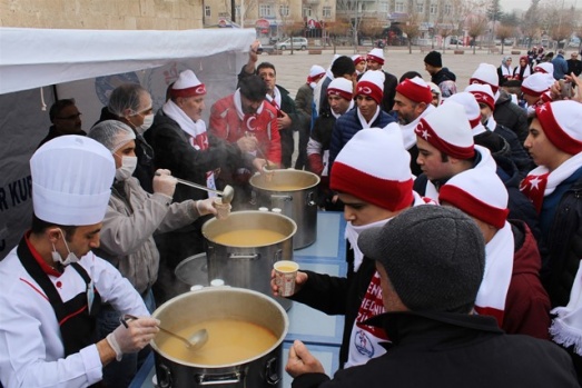 KARAMAN SARIKAMIŞ ŞEHİTLERİ İÇİN YÜRÜDÜ