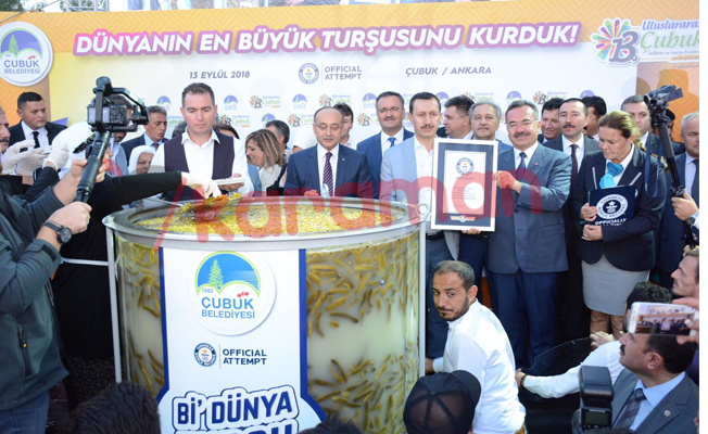 13. Uluslararası Çubuk Kültür ve Turşu Festivali Başladı