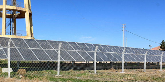 Konya Büyükşehir, su kuyularında güneş enerjisi kullanıyor